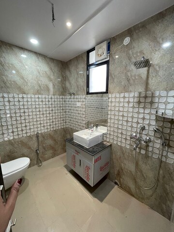 Bathroom in 3 BHK Apartment at Bailey Road – for Rent