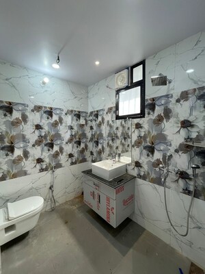 Attached Bathroom in 3 BHK Apartment at Bailey Road – for Rent