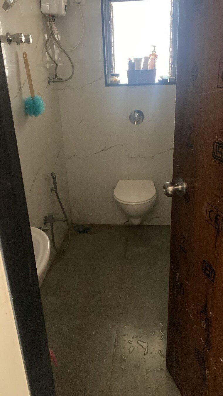 Bathroom, harasiddh-viraaj 1 Bedroom 428 Sq.Ft. Apartment In Malad East Mumbai 9554600