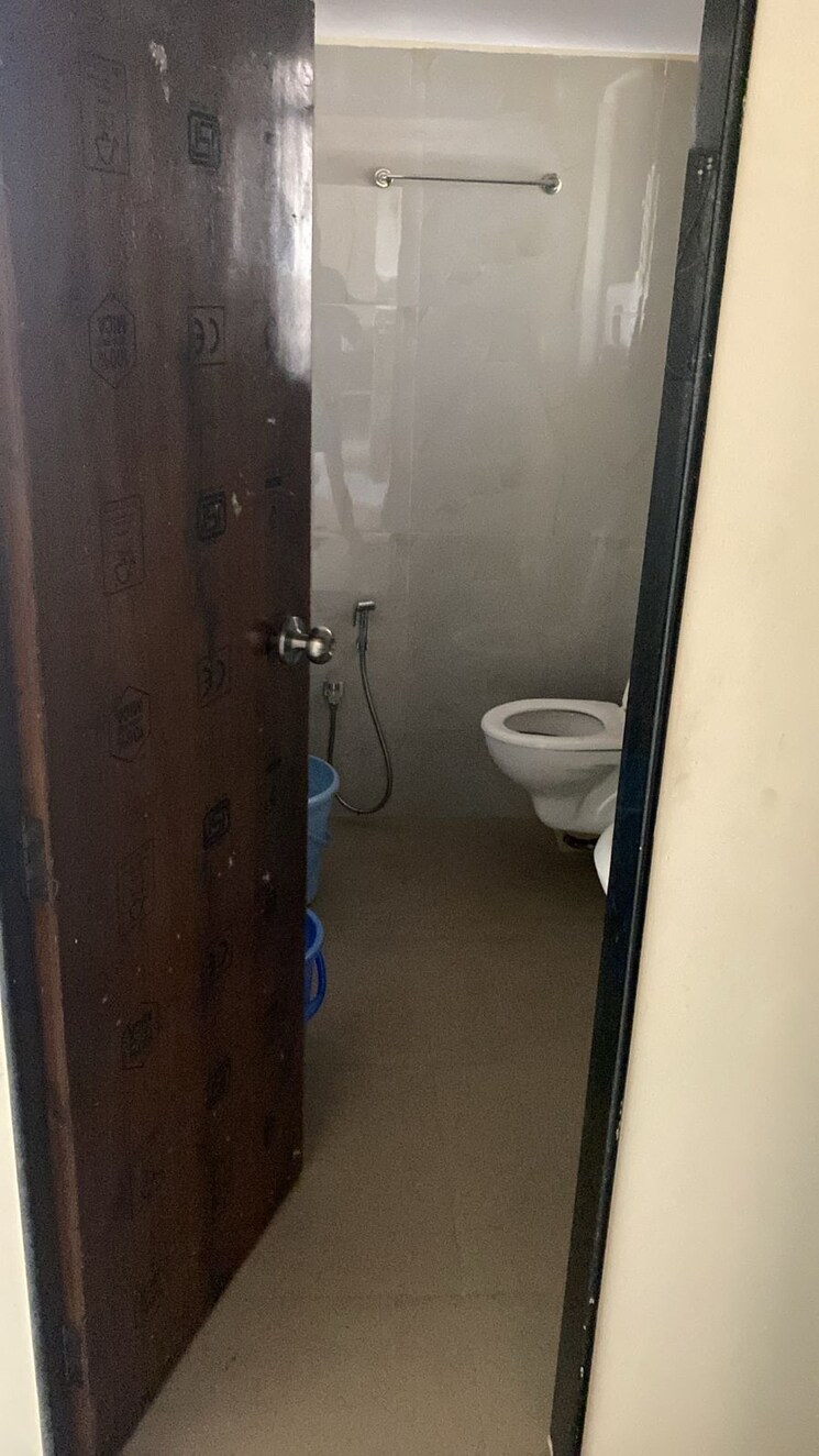 Bathroom, harasiddh-viraaj 1 Bedroom 428 Sq.Ft. Apartment In Malad East Mumbai 9554600