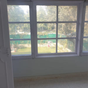 Room in 3 BHK Builder Floor at Boutique Residential Apartments A-10 3, Vasant Vihar – for Rent