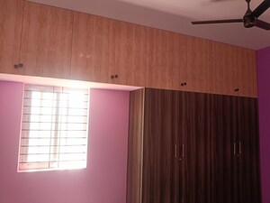 Furnished Amenities in 2 BHK Villa at Bathlapalli – for Sale