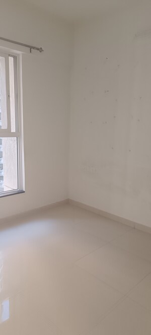 Room in 2 BHK Apartment at Pride Purple Park Connect, Hinjewadi – for Rent