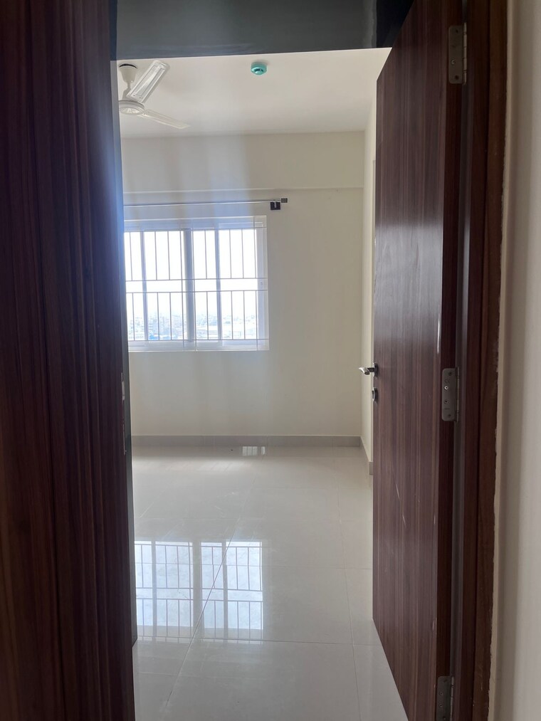 Room, monarch-aqua 3 Bedroom 1291 Sq.Ft. Apartment In Kr Puram Bangalore 9554611