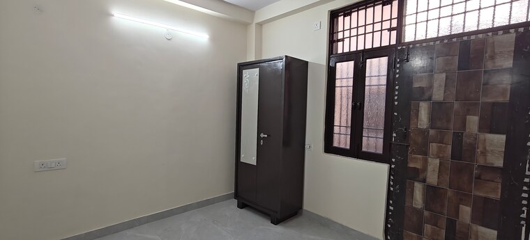 Room, mayur vihar 1 1 Bedroom 450 Sq.Ft. Builder Floor In Mayur Vihar 1 Delhi 9554661