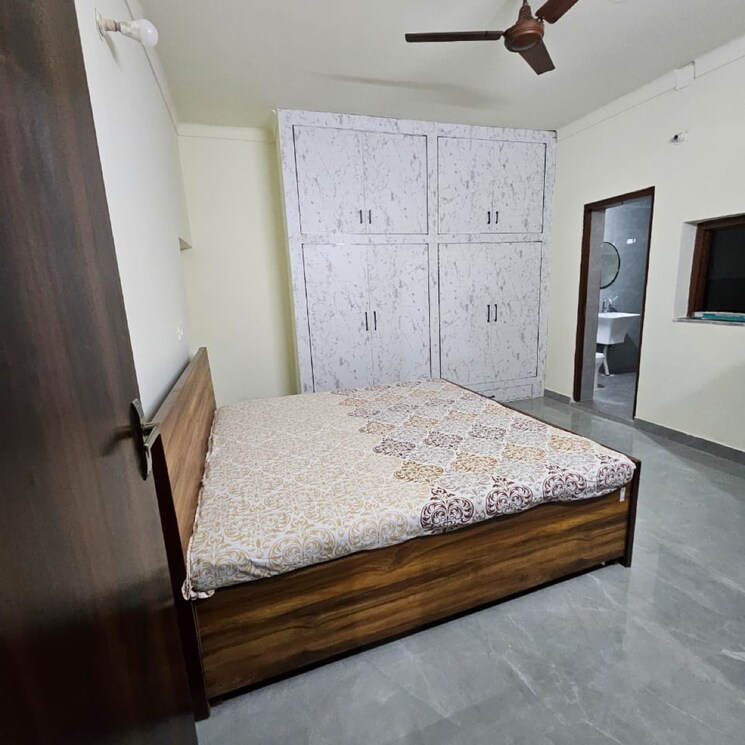 Bedroom, sector 9 1 Bedroom 850 Sq.Ft. Builder Floor In Sector 9 Gurgaon 9554634