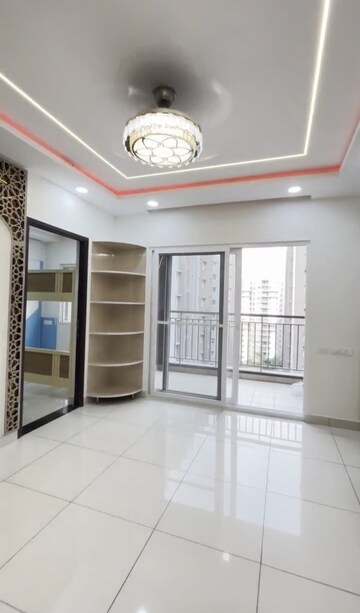 Room in 2.5 BHK Apartment at Candeur 40, Miyapur – for Rent