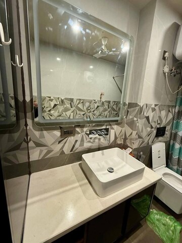 Master Bedroom in 3 BHK Builder Floor at DLF Cyber Park, Sector 20 – for Rent