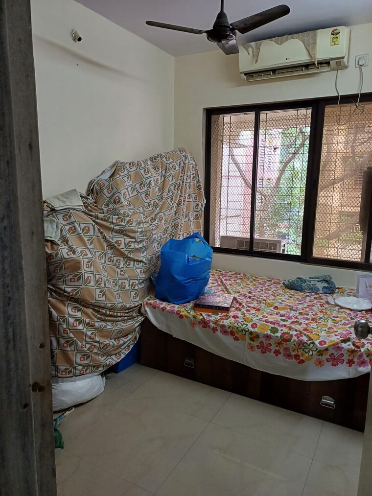 Bedroom, goregaon west Pg For Boys & Girls In Goregaon West 9554673