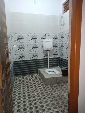 Bathroom in 2 BHK Builder Floor at H Block Shastri Nagar – for Rent