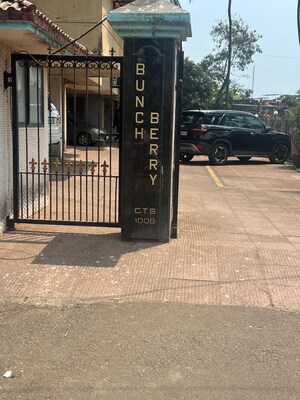 3 BHK Apartment – Exterior View View at Andheri West - for Rent