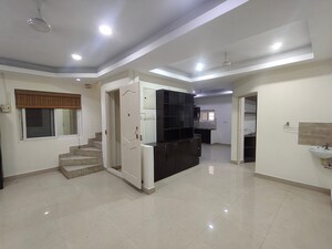 Room in 3 BHK Independent House at Kodambakkam – for Sale