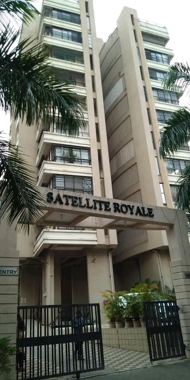2 BHK Apartment For Rent in Satellite Royale