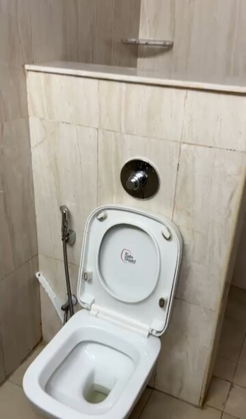 Bathroom in 3 BHK Apartment at Marina Skies, Hi Tech City – for Rent