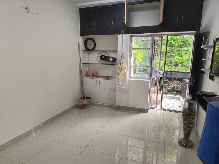 Bedroom, dda-taimoor-enclave 2 Bedroom 900 Sq.Ft. Builder Floor In New Friends Colony Delhi 9554803