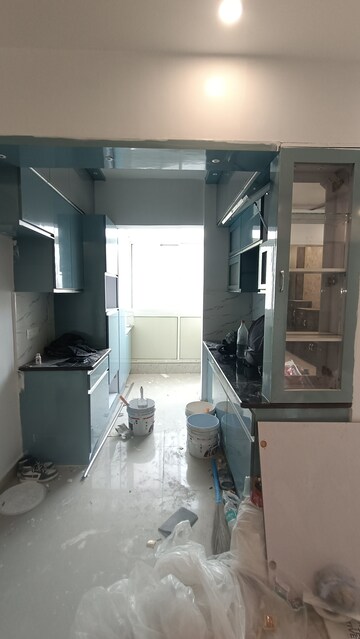 Team Area in 2 BHK Apartment at Sethi Max Royal, Sector 76 – for Rent