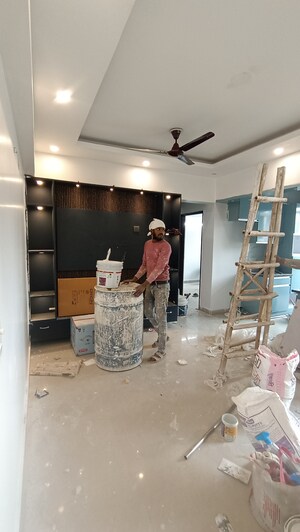 Team Area in 2 BHK Apartment at Sethi Max Royal, Sector 76 – for Rent