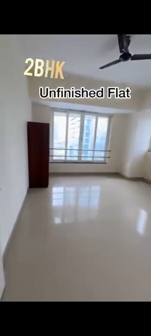 Room in 2 BHK Apartment at Mermit Tower, Lower Parel – for Rent