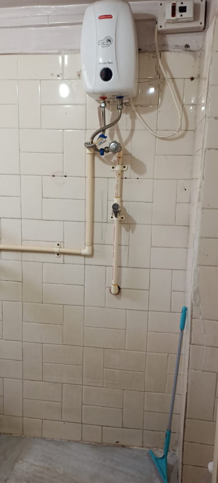 Attached Bathroom, mig-colony 2 Bedroom 950 Sq.Ft. Apartment In Worli Mumbai 9554834