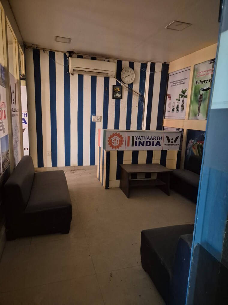 Team Area, vibhuti khand Commercial Office Space 1450 Sq.Ft. In Vibhuti Khand Lucknow 9554833