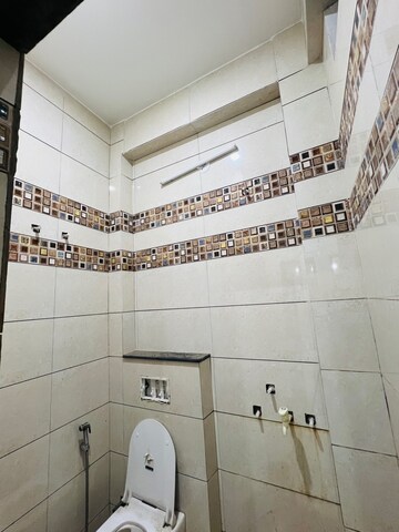 Bathroom in 2.5 BHK Independent House at Sector 27 – for Rent