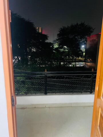 Balcony in 2.5 BHK Independent House at Sector 27 – for Rent
