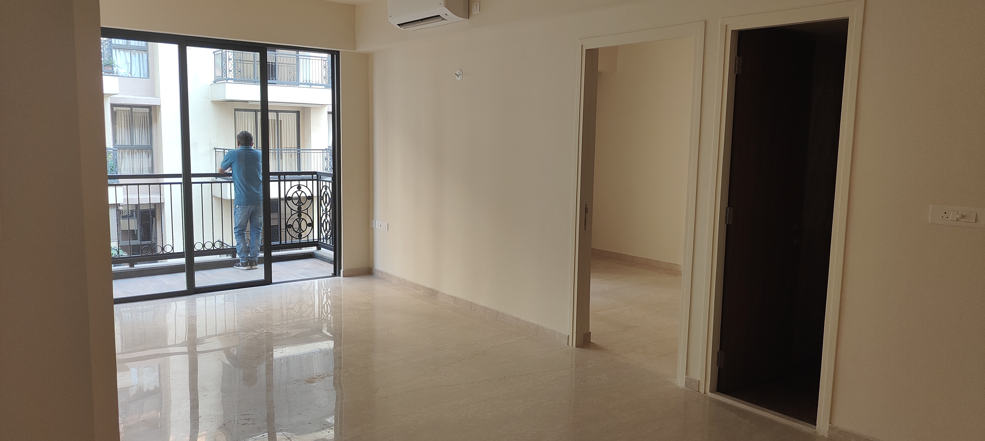 2 BHK Apartment For Rent in Lodha Sterling