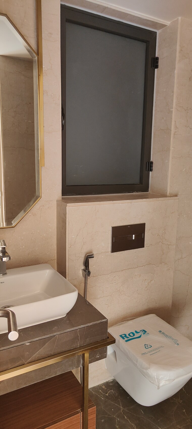 Bathroom, lodha-sterling 2 Bedroom 1100 Sq.Ft. Apartment In Kolshet Road Thane 9554872