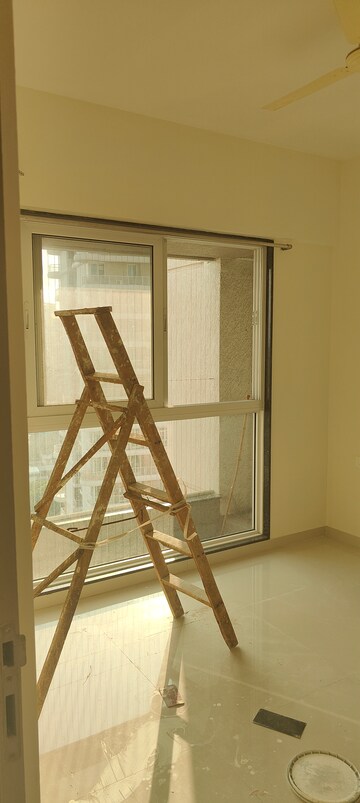 Bedroom in 2 BHK Apartment at Ashar Axis, Majiwada – for Rent