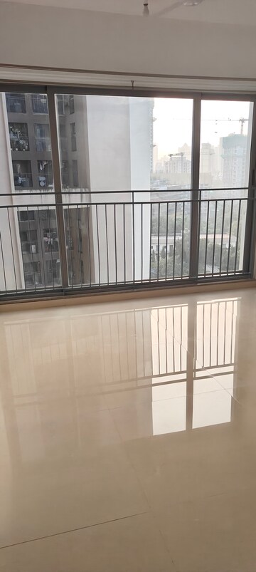 Bedroom in 3 BHK Apartment at Kalpataru Sunrise Grande, Kolshet Road – for Rent