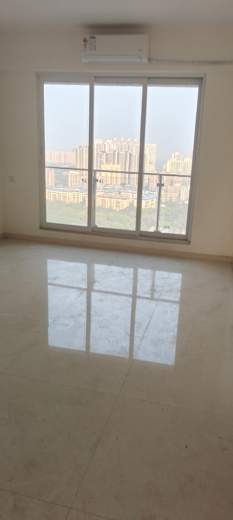 Bedroom, kapur bawdi 3.5 Bedroom 1600 Sq.Ft. Apartment In Kapur Bawdi Thane 9554879