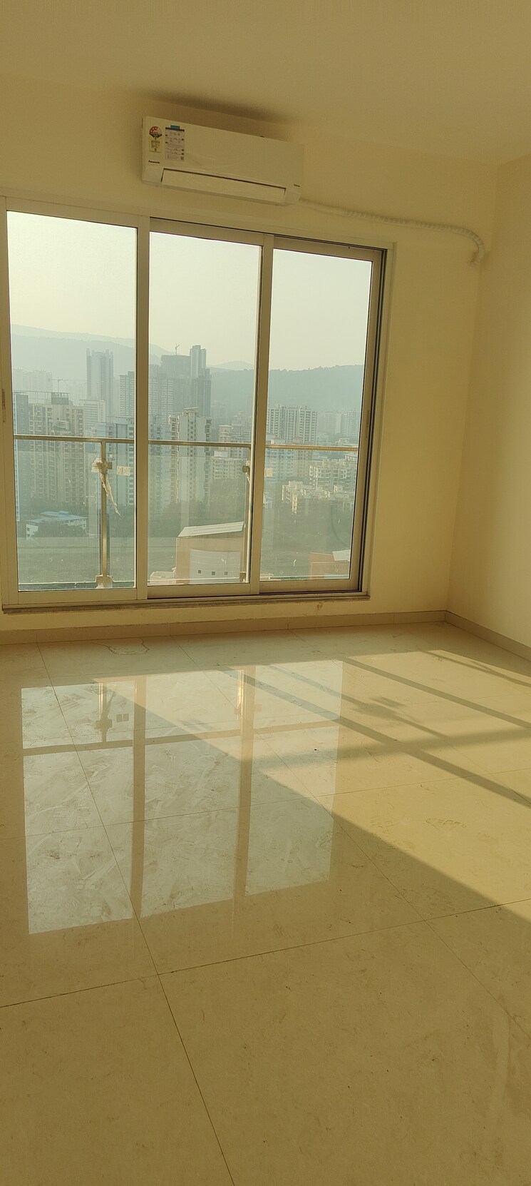 Bedroom, kapur bawdi 3.5 Bedroom 1600 Sq.Ft. Apartment In Kapur Bawdi Thane 9554879