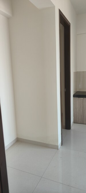 Kitchen in 3.5 BHK Apartment at Kapur Bawdi – for Rent