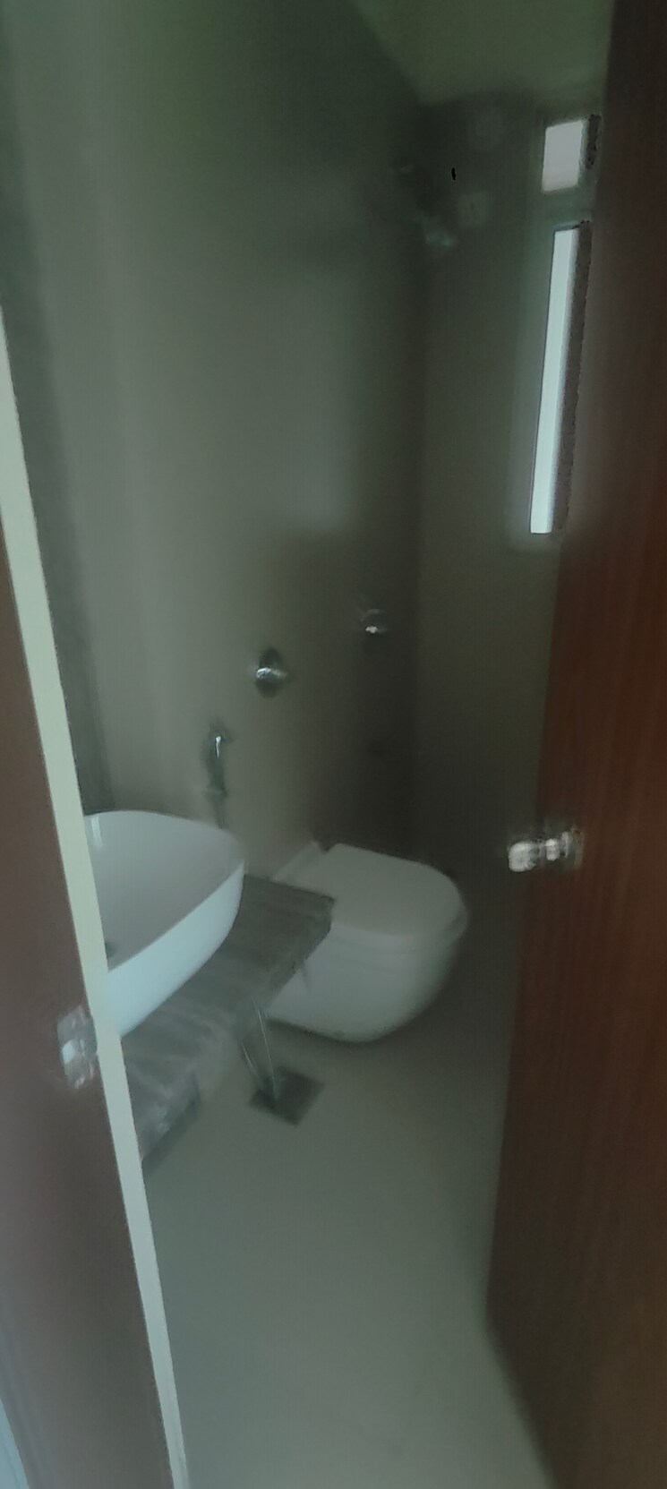 Bathroom, kapur bawdi 3.5 Bedroom 1600 Sq.Ft. Apartment In Kapur Bawdi Thane 9554880