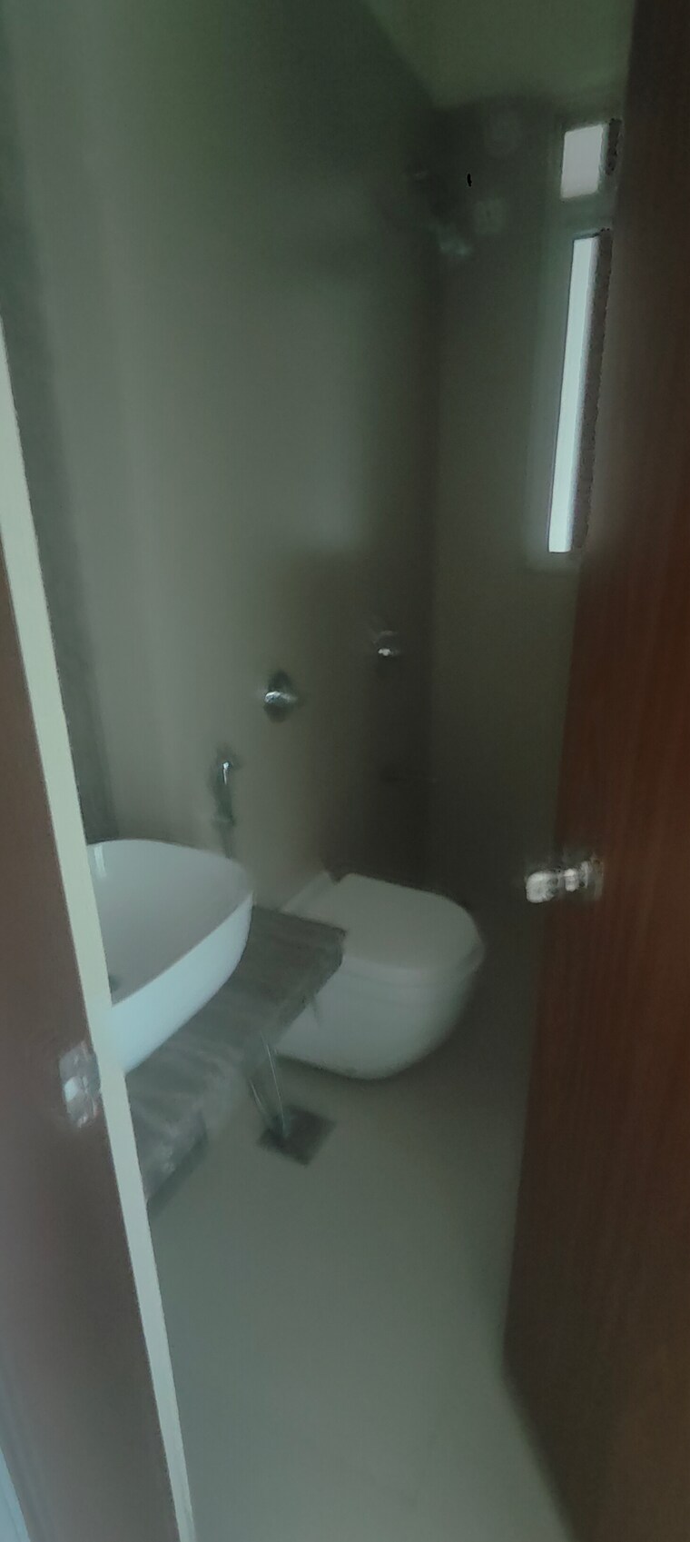 Bathroom, kapur bawdi 3.5 Bedroom 1600 Sq.Ft. Apartment In Kapur Bawdi Thane 9554880