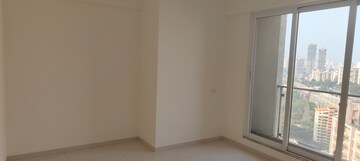 Bedroom in 3.5 BHK Apartment at Kapur Bawdi – for Rent