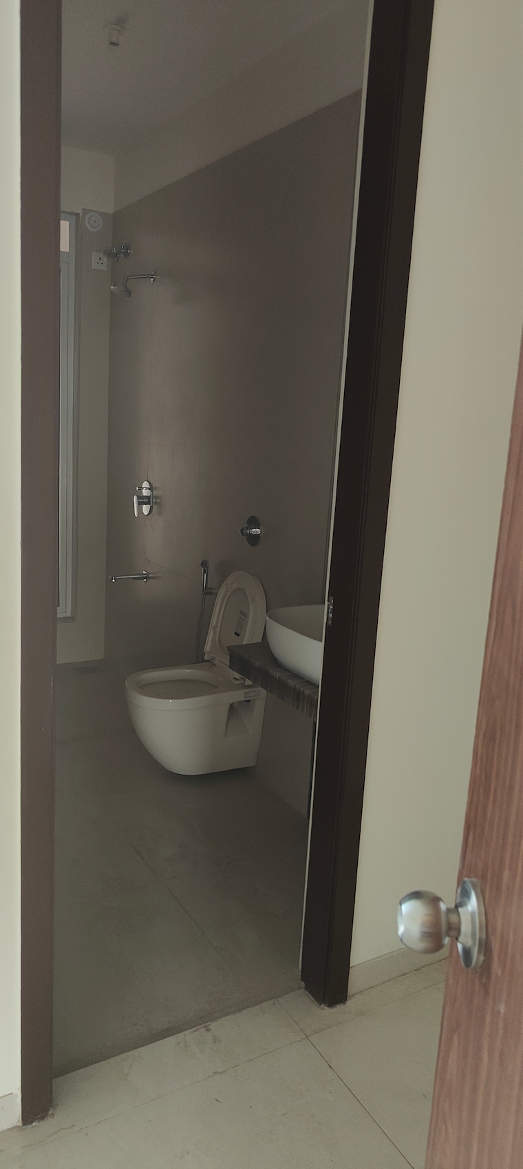 Bathroom, kapur bawdi 3.5 Bedroom 1600 Sq.Ft. Apartment In Kapur Bawdi Thane 9554880