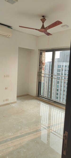 Bedroom in 3 BHK Apartment at Kalpataru Sunrise Grande, Kolshet Road – for Rent