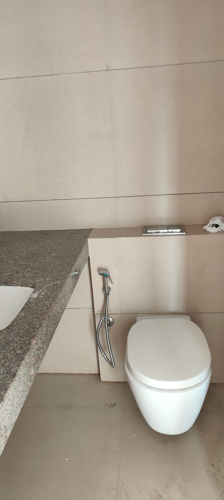 Bathroom, kalpataru-sunrise-grande 3 Bedroom 1250 Sq.Ft. Apartment In Kolshet Road Thane 9554883
