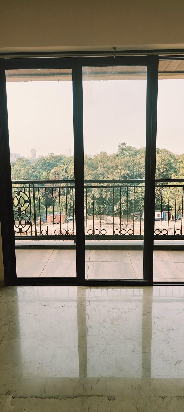 Balcony, lodha-sterling 3 Bedroom 1500 Sq.Ft. Apartment In Kolshet Road Thane 9554900