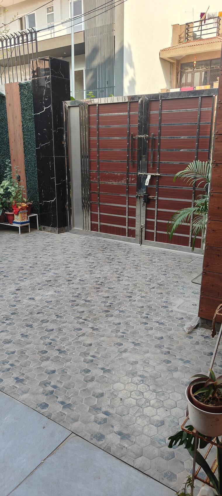 Balcony, ansal-plaza-gurgaon 3 Bedroom 2000 Sq.Ft. Builder Floor In Palam Vihar Gurgaon 9554905