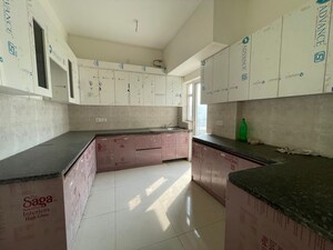 Kitchen in 3 BHK Villa at BPTP Amstoria, Sector 102 – for Rent