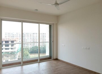 Bedroom in 2 BHK Apartment at Indiabulls One Indiabulls, Pokhran Road No Two – for Rent