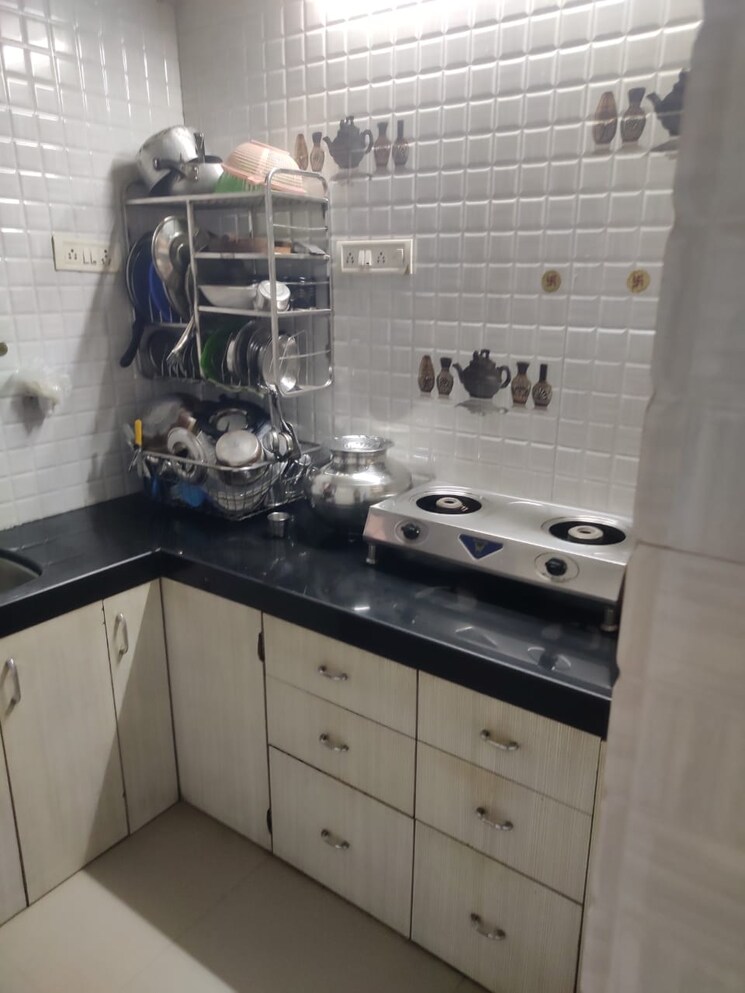 Kitchen, om-chs-santacruz 1 Bedroom 330 Sq.Ft. Apartment In Santacruz East Mumbai 9554928