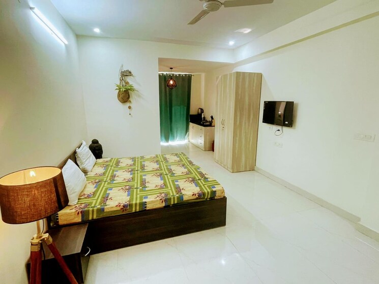 Bedroom, sector 14 2 Bedroom 1245 Sq.Ft. Independent House In Sector 14 Gurgaon 9554927