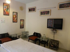 Living Room in 2 BHK Independent House at Sector 14 – for Rent