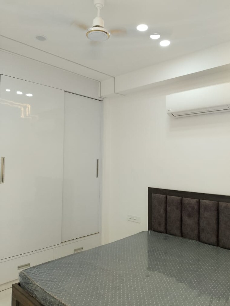 Room, mariners-home 1 Bedroom 750 Sq.Ft. Builder Floor In Sector 56 Gurgaon 9554935