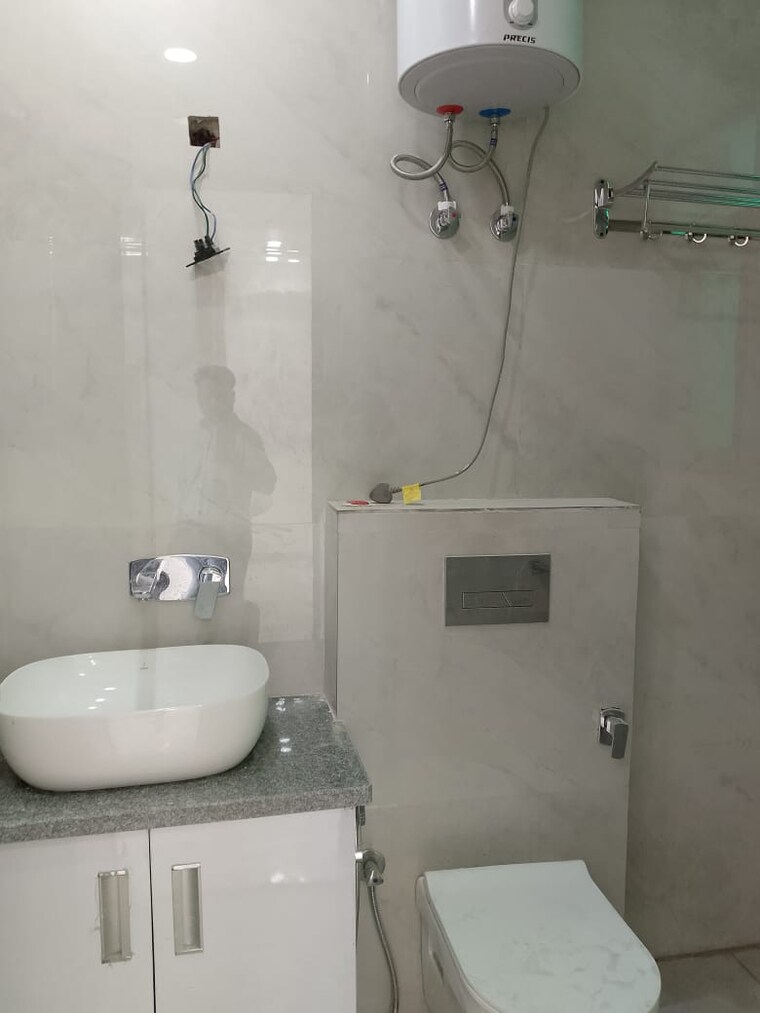 Bathroom, mariners-home 1 Bedroom 750 Sq.Ft. Builder Floor In Sector 56 Gurgaon 9554935