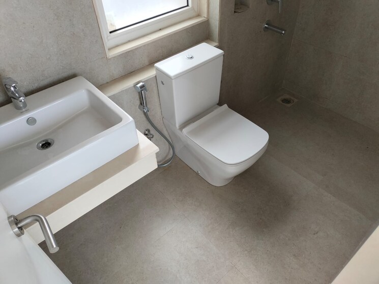 Bathroom, tata-serein 2 Bedroom 736 Sq.Ft. Apartment In Pokhran Road No Two Thane 9554936