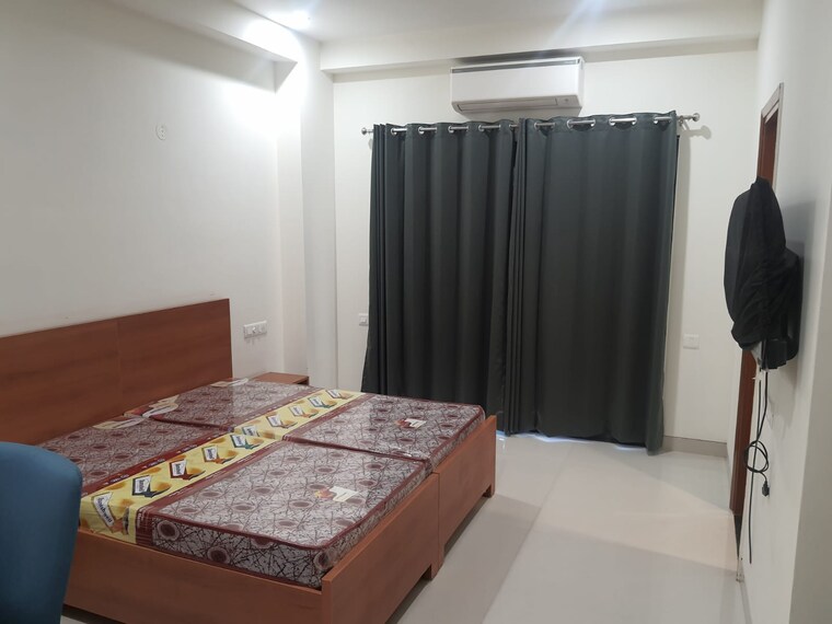 Bedroom, sector 14 2 Bedroom 1519 Sq.Ft. Independent House In Sector 14 Gurgaon 9554942